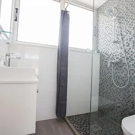 Villa Kylee Aq Ccv5 Protaras